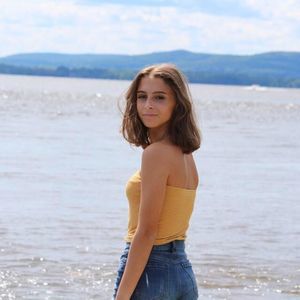 Meet your Posher, Lea